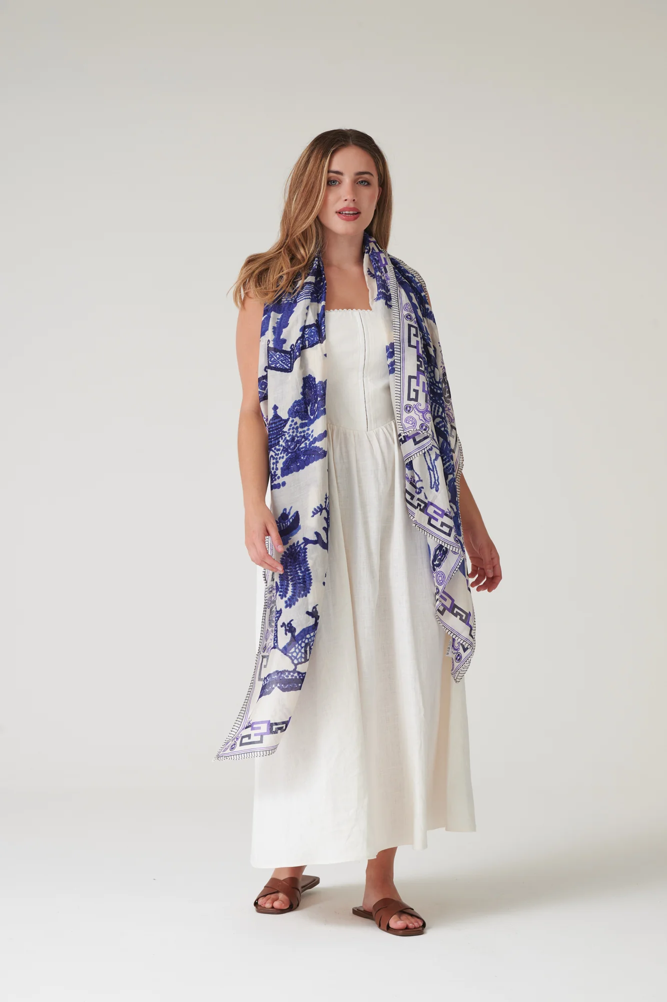 Giant Willow Blue Scarf - Image 2