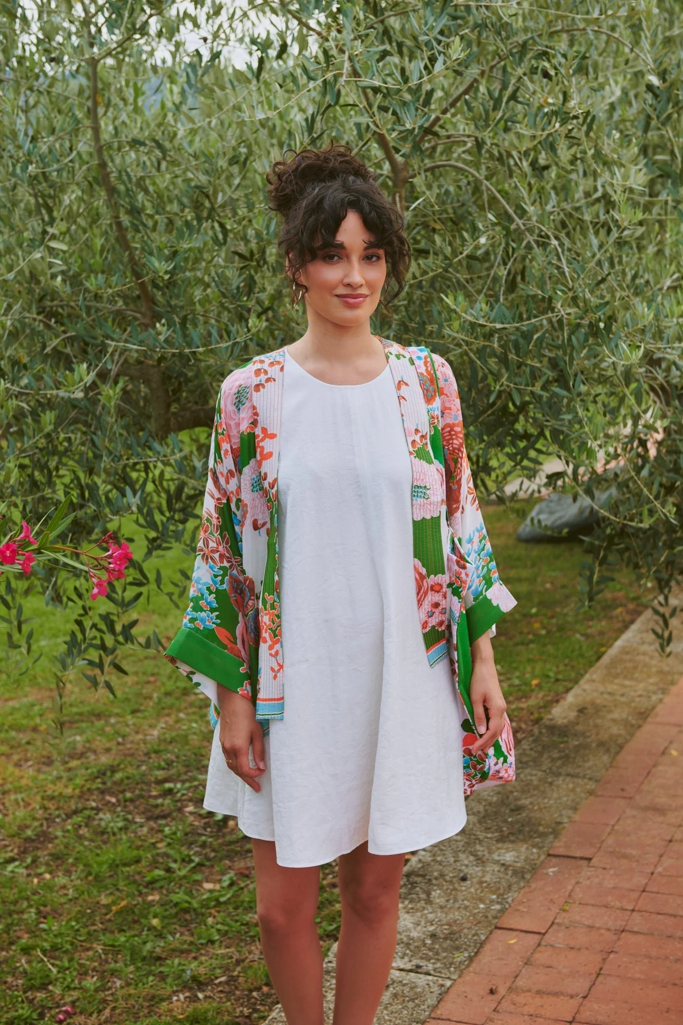 Kitsch Bouquet Green Kimono