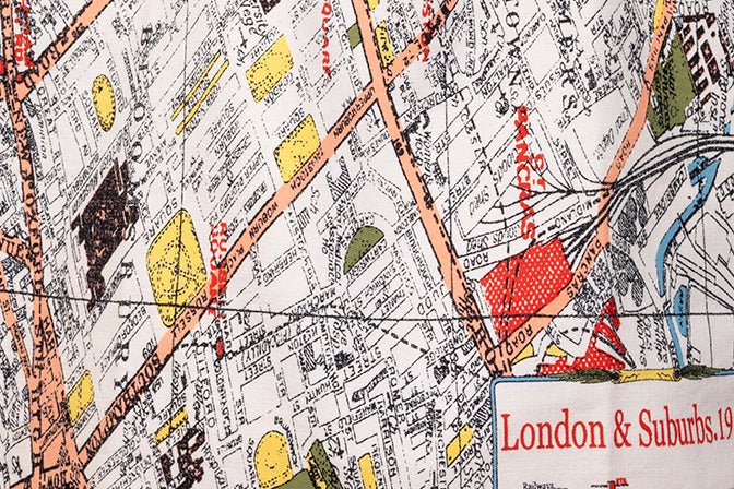 London Map Scarf - Image 4