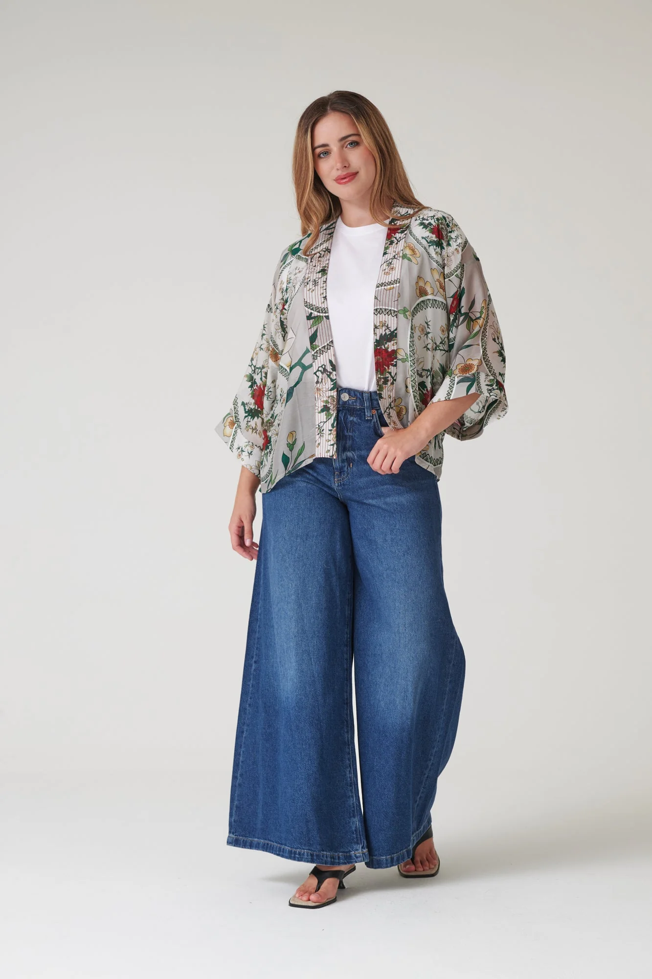Magnolia Plates Putty Kimono - Image 8