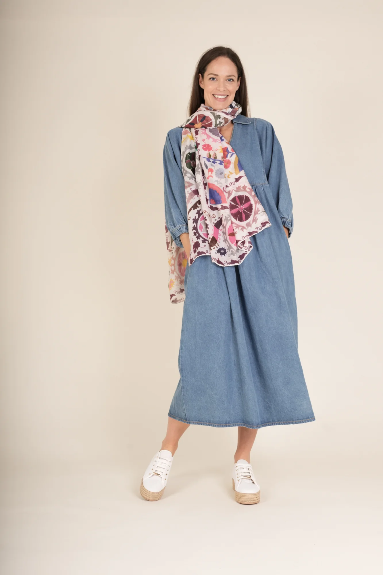 Susani Pink Scarf - Image 2