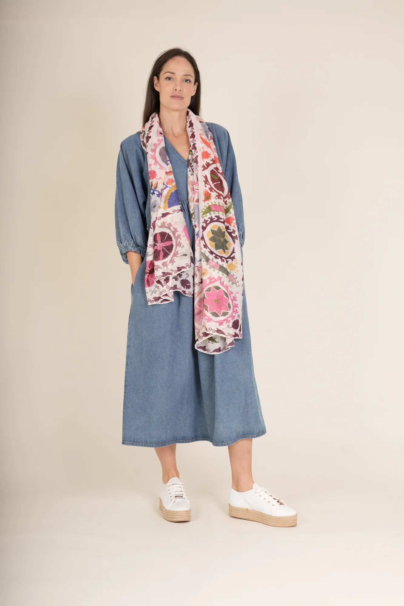 Susani Pink Scarf - Image 4