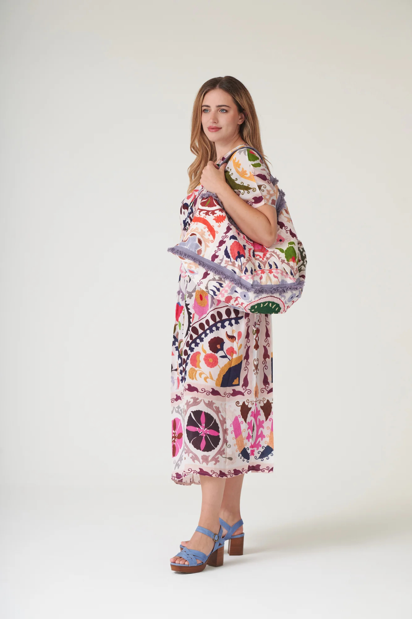 Susani Pink Slouch Bag - Image 7